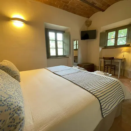 Podere Montaione Farm stay